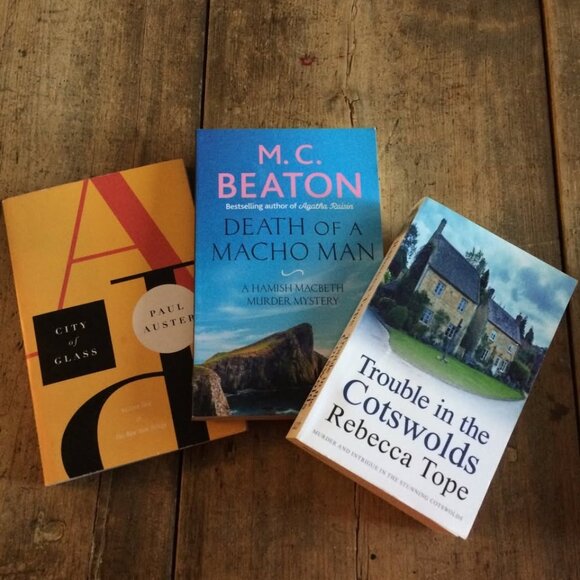 3 Paperback Mystery Novels - Picture 1 of 7